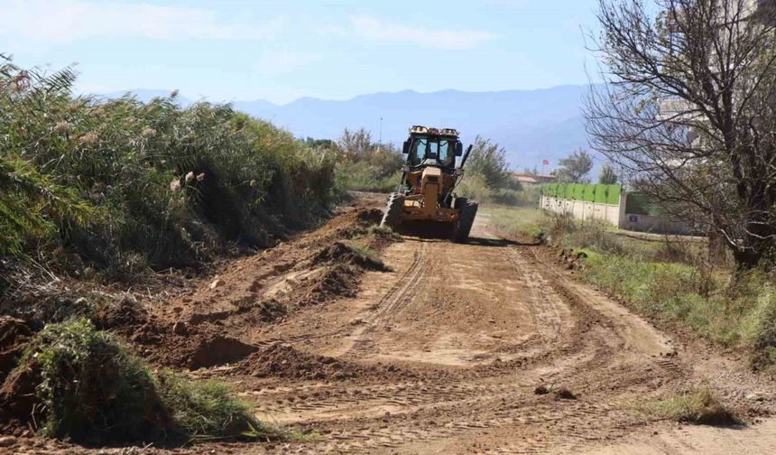 Nazilli Belediyesi yeni yol yapım çalışması başlattı