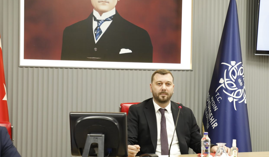 Yiğit Menderes'ten Aydın BŞB'ye: Yapamıyorsanız, Çekilin Kenara!