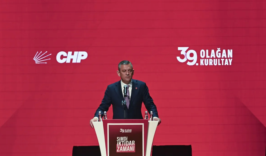 Özgür Özel'in kurultay konuşmasında dış politika mesajı