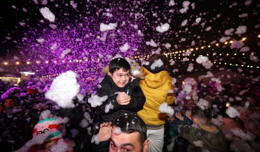 Kış festivalinde eğlence hız kesmeden devam ediyor