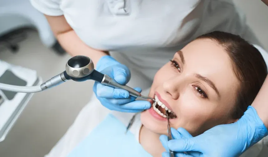 Bu diş tedavisi 2 şartla ücretsiz oluyor!