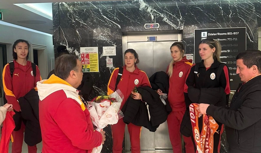 Aydın’da Galatasaray Çiçeklerle Karşılandı