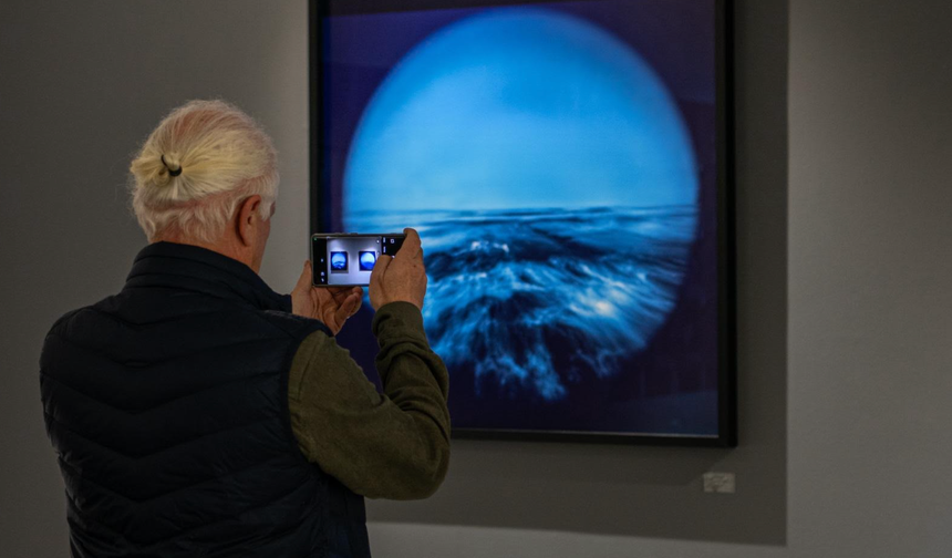 Sözcükler ve Fotoğraflar Ada Modern’de Sanatseverlerle Buluştu
