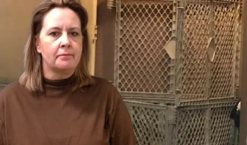 Eve giren polis dev kafesi gördü