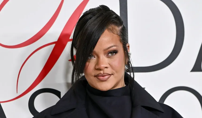 Rihanna’nın Malikanesine Silahlı Saldırı