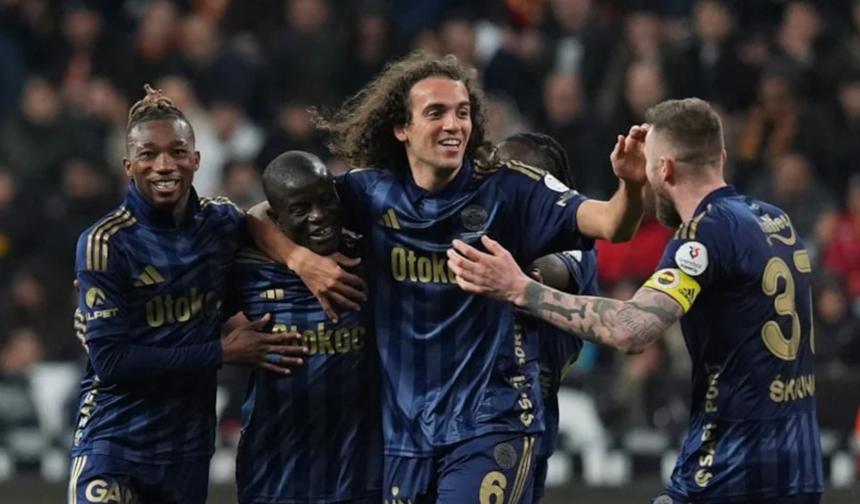 Fenerbahçe, Kayseri'ye Dört Attı