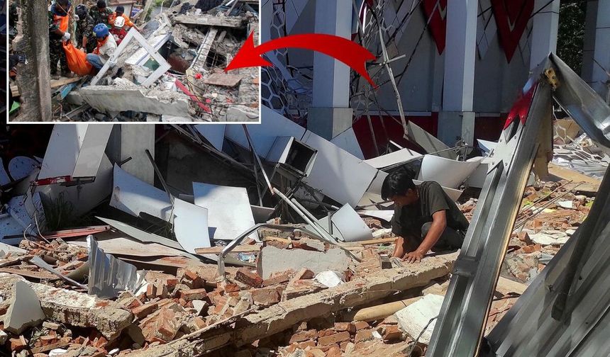 Deprem Taş Üstünde Taş Bırakmadı