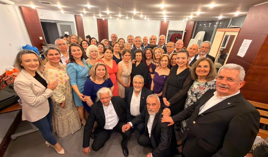 "Şarkılarda Anılar" Koserine Vatandaşlardan Yoğun İlgi