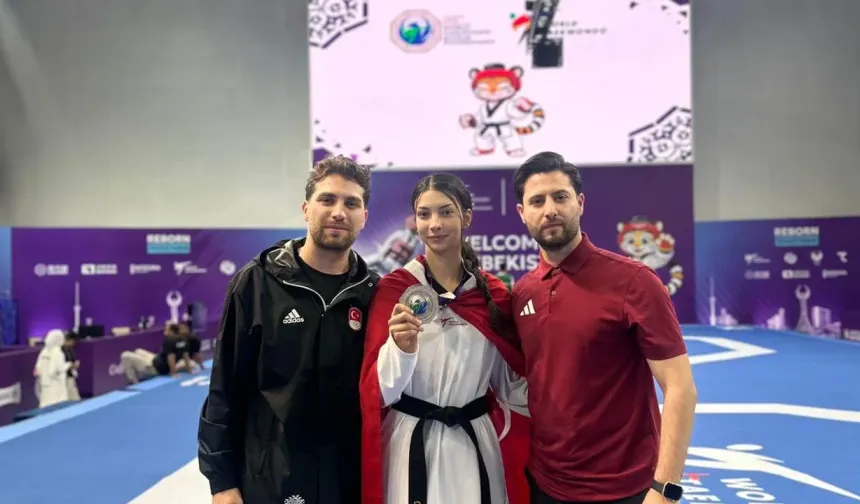 5 Rakibi Eledi, Tarih Yazdı