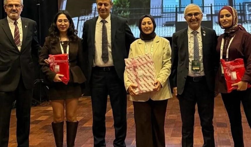 ADÜ öğrencisi kongrede birinci oldu