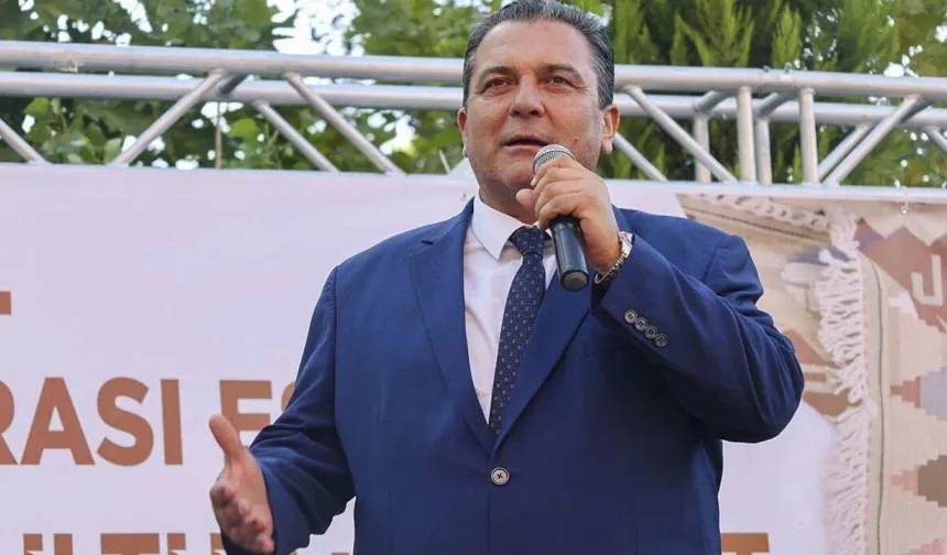 Bir Belediyeye Daha Operasyon