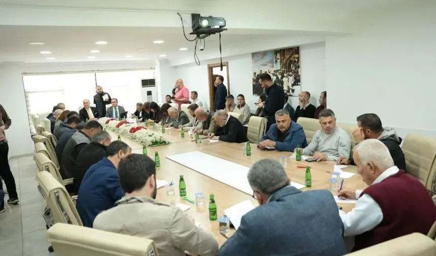 CHP’de İstifa Furyası: 2 İsim Görevi Bıraktı