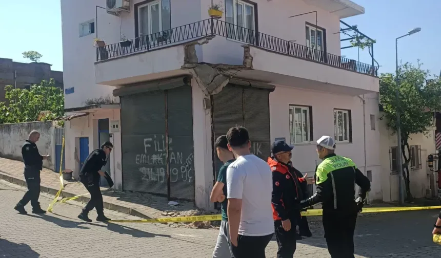 5 Metre Yüksekten Beton Zemine Çakıldılar