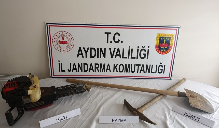 Define Umudu Jandarmaya Takıldı