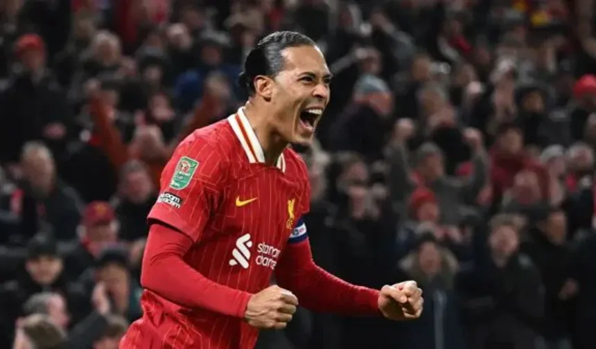 Galatasaray'da Van Dijk Sesleri!