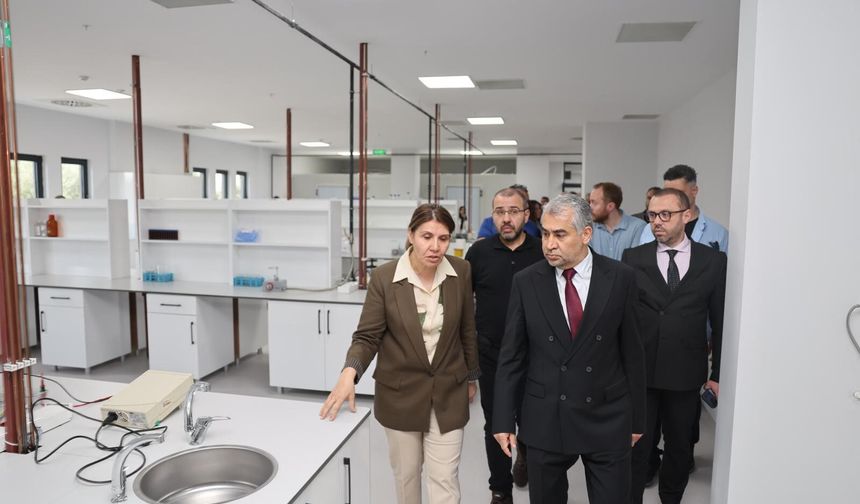 ADÜ’de Bilimsel Altyapıya Yakın Takip