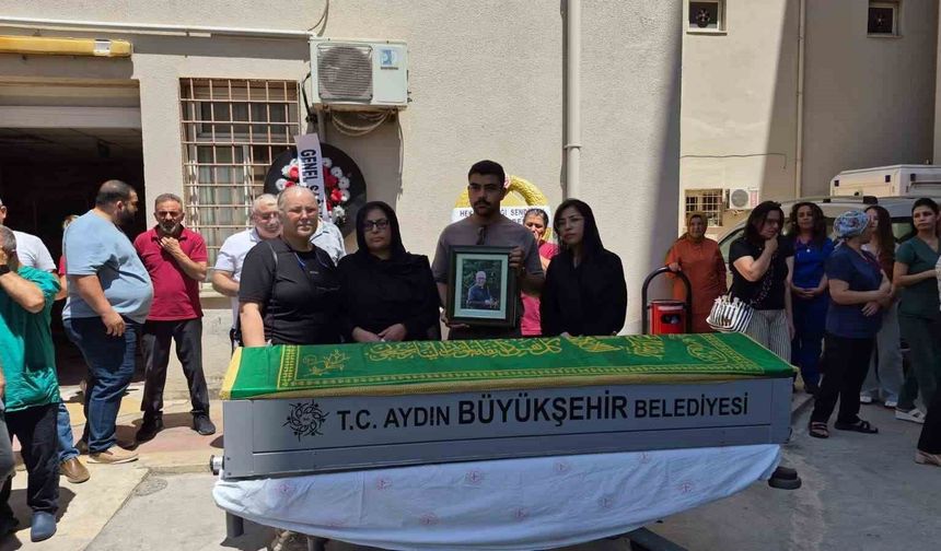 Söke'nin sevilen doktoru gözyaşlarıyla uğurlandı
