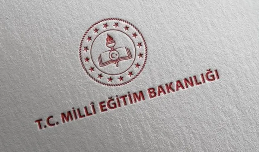 MEB duyurdu: 4 ve 9. sınıfların ders içeriği değişiyor