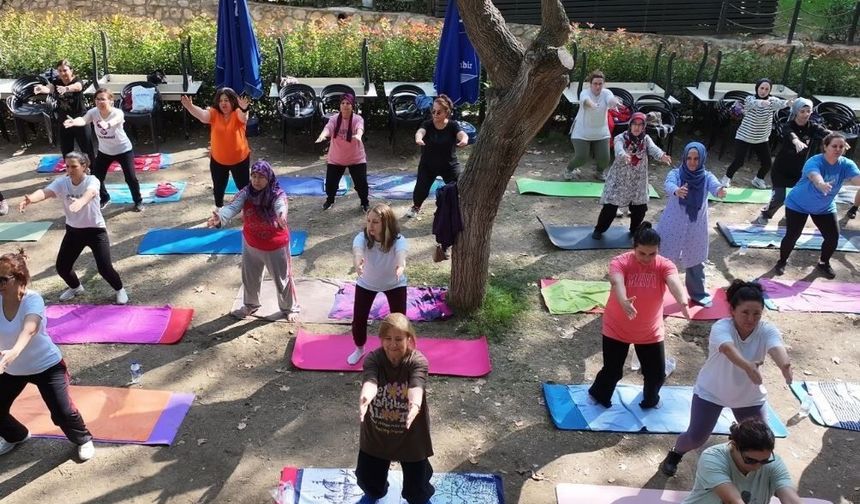 Efeler’de yoga akşamı