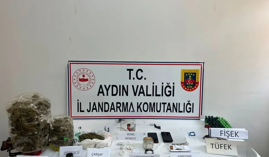 Kuşadası’nda zehir tacirlerine darbe